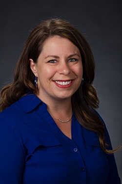 Alexis Holladay Headshot